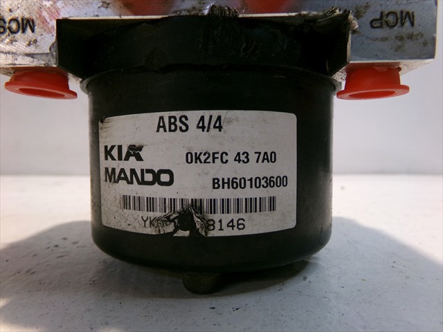 0K2FC437A0 Módulo hidráulico de ABS  disponible Málaga