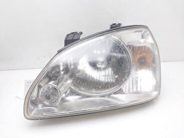 Faros KIA Carens  (2002-2006)