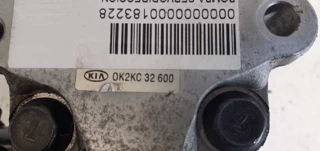 HYUNDAI 0K2KC32600 Bomba de dirección asistida  disponible España