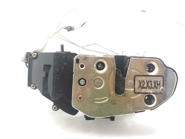 Cerradura de puerta trasera derecha 0K2N272310 Hyundai/Kia