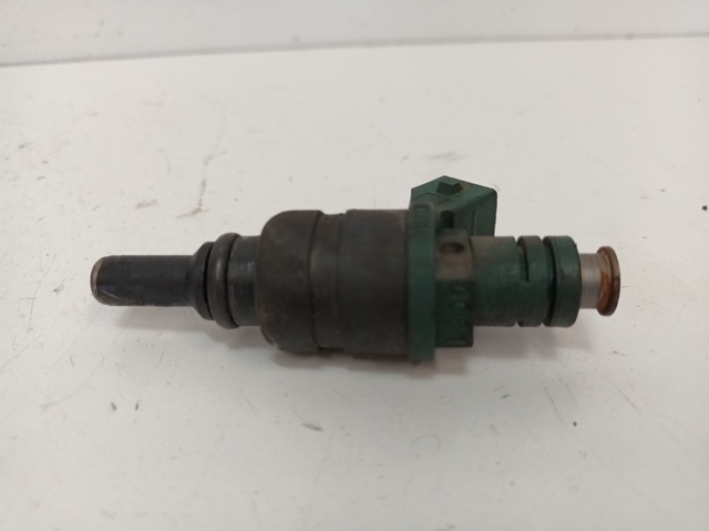 Inyector-bomba 0K30C13250 HYUNDAI