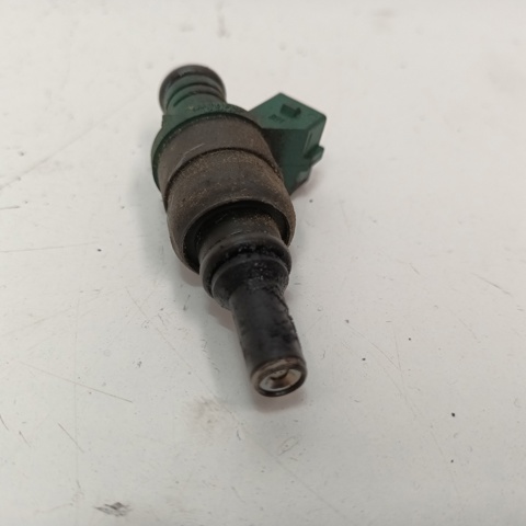 Inyector de combustible 0K30C13250 HYUNDAI