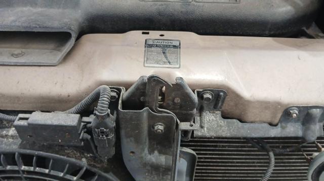 Cerradura de Capot KIA Carnival II (2001-2005)