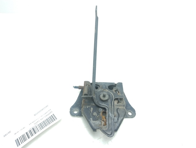 Cerradura de Capot KIA Carnival II (2001-2005)