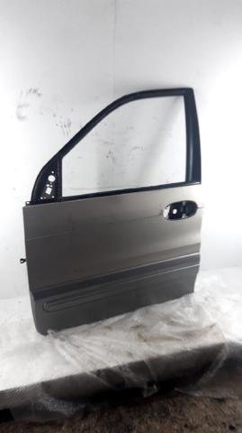 Puerta del conductor KIA Carnival II monovolumen comprar en España