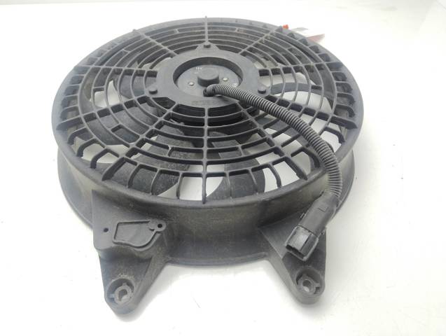 HYUNDAI 0K55215025B Difusor del radiador de refrigeración con motor y hélice  disponible Valladolid