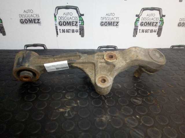 HYUNDAI 0K55234300B Brazo inferior derecho de la suspensión delantera  disponible Lugo