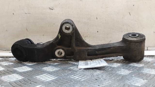 HYUNDAI 0K55234300C Brazo inferior derecho de la suspensión delantera  en stock Valencia