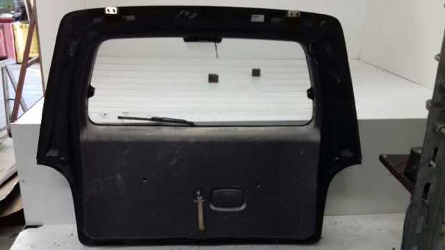 Porton trasero KIA Carnival I (1999-2001)