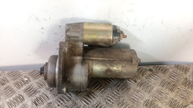 Arranque motores 0K60118400 HYUNDAI