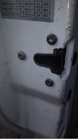 100043499 Puerta delantera izquierda  en stock Sabadell