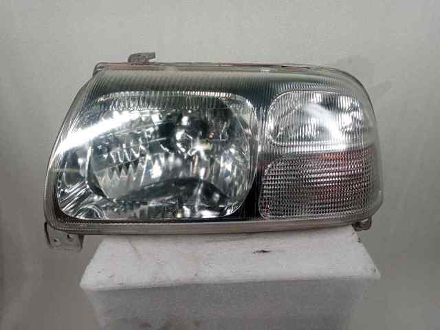 SUZUKI 10032078 Faro derecho  disponible Lugo
