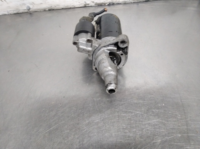 1005821953 VAG Motor de arranque  disponible Ourense