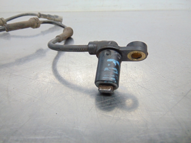 10071311091 RENAULT Sensor ABS delantero  comprar en Jaén