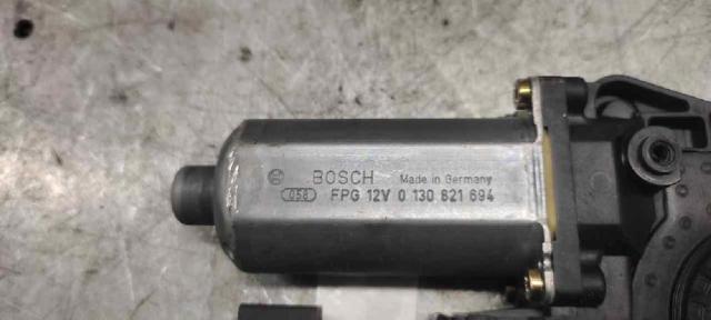 101434203 VAG Motor del elevalunas de la puerta delantera derecha  en stock Córdoba