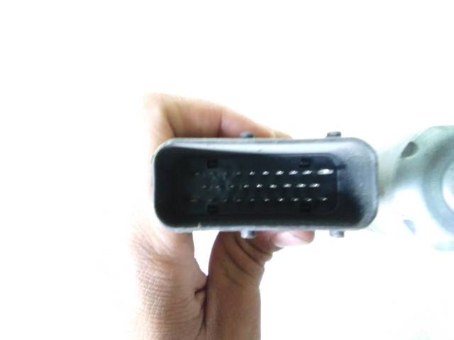 101434203 VAG Motor del elevalunas de la puerta delantera derecha comprar Madrid