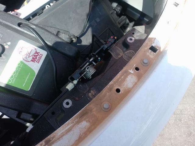 Cerradura de capó para Tesla Model X
