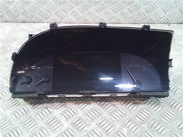 1036905326 Mercedes