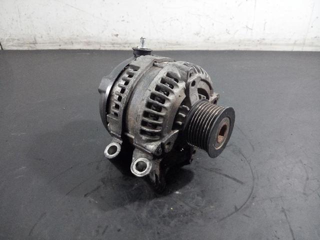 1042103711 Alternador  disponible Málaga