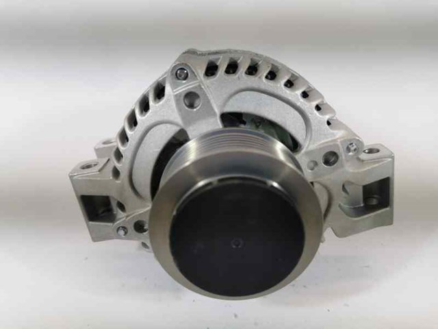 1042103911 HONDA Alternador  comprar en Oviedo
