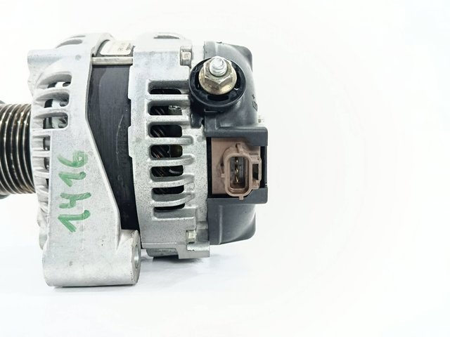 1042103951 Land Rover