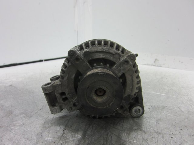 1042103951 Land Rover