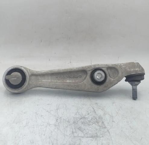 Brazo inferior izquierdo/derecho de suspensión delantera 104434100D TESLA