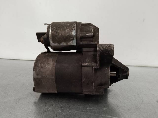 104674105119C RENAULT Motor de arranque  en stock Córdoba