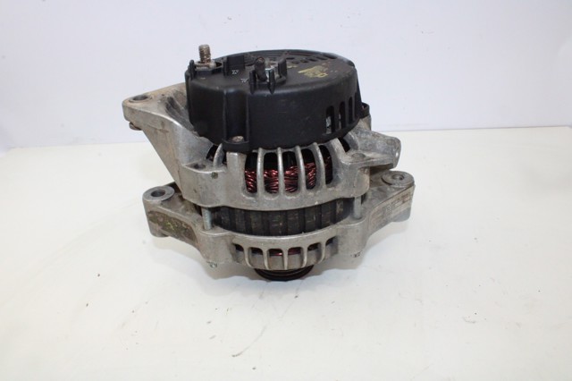 10479923 OPEL Alternador  en stock Gandía