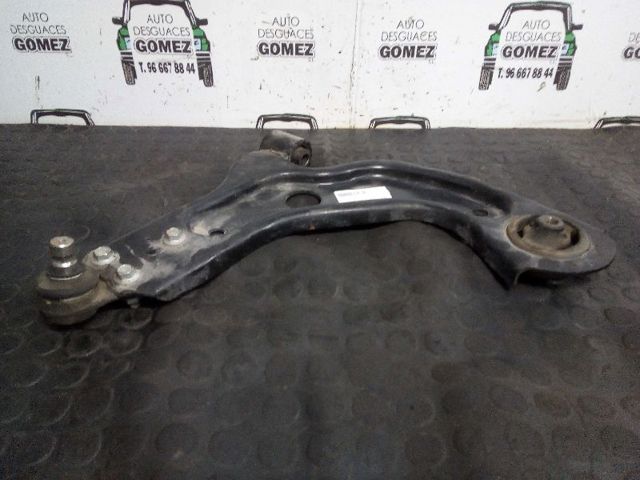 Brazo inferior izquierdo de la suspensión delantera 1063255 FORD