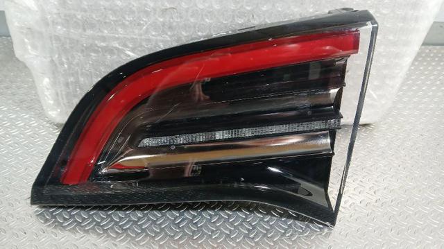 107740200G Tesla