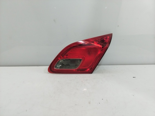 Piloto trasero interior izquierdo 1090098 OPEL