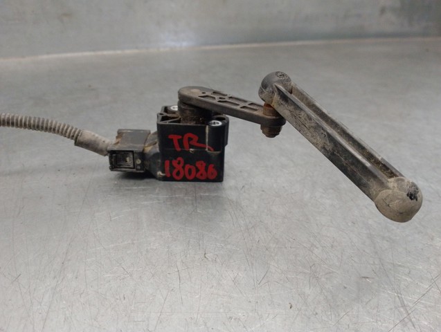 BMW 1093697 Sensor de nivel de carrocería delantero derecho  disponible España