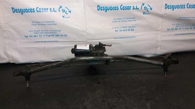 FORD 1097546 Motor limpiaparabrisas  en stock Salamanca