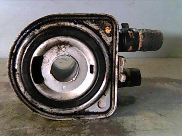 Radiador de aceite debajo del filtro 1103A2 PEUGEOT