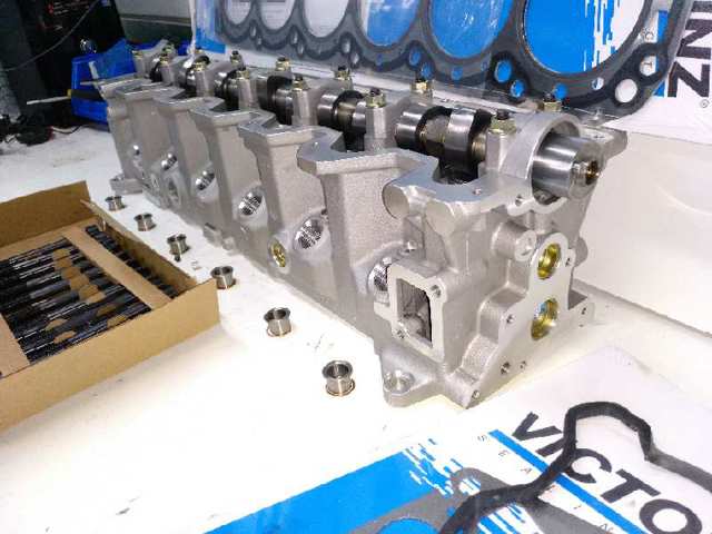 11040VB301 Culata  en stock Castellón