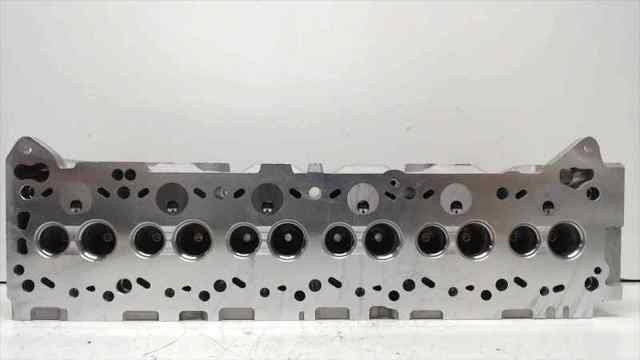 Culata de motor 11040VB301 NISSAN