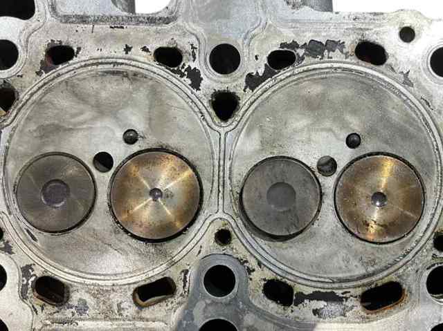 Culata de motor Sandero I hatchback (2008-2012) original desde 390,59 €