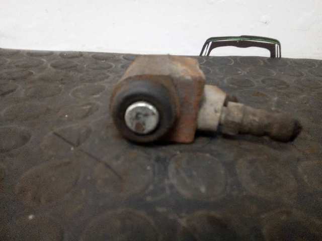 1104132 Ford