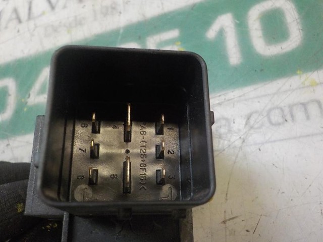 Relé de bujía de precalentamiento Nissan Sunny 3 Y10