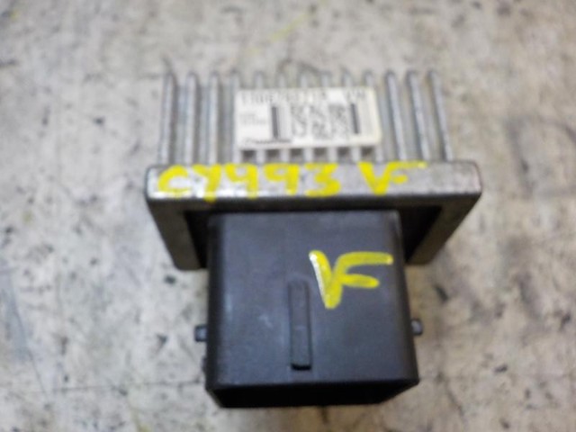 Relé de bujía de precalentamiento Nissan Sunny 3 Y10