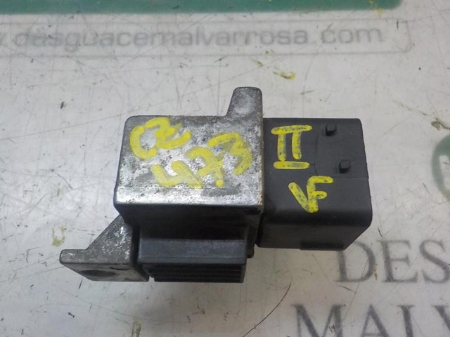 Relé de bujía de precalentamiento Nissan Sunny 3 Y10