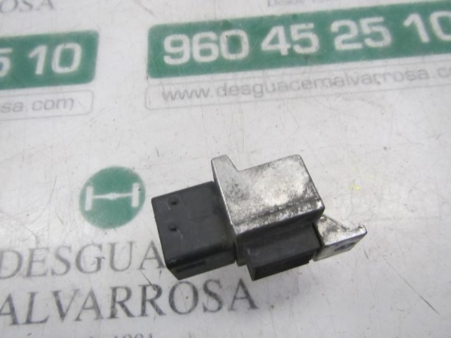 1106700Q0B Relé de bujías de precalentamiento  disponible Málaga