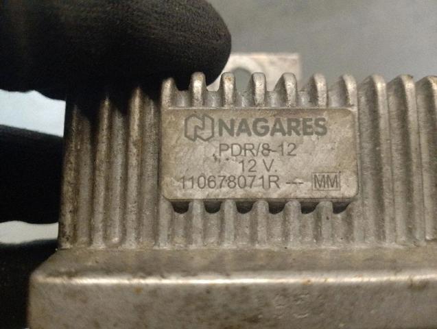 Relé de bujía de precalentamiento Renault DUSTER 2 HM