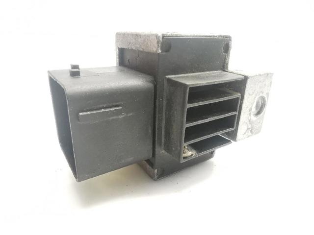RENAULT 110678071R Relé de los calentadores comprar Tarragona