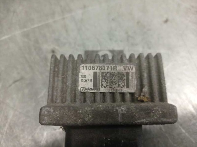 Relé de bujía de precalentamiento Renault DUSTER 2 HM