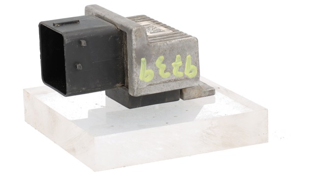 110678071R RENAULT Relé de los calentadores  en stock Huelva