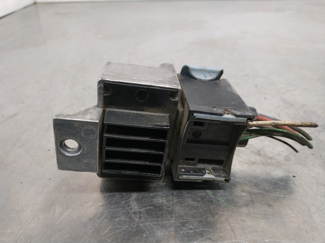 110678071R Relé de bujía de precalentamiento  disponible Málaga