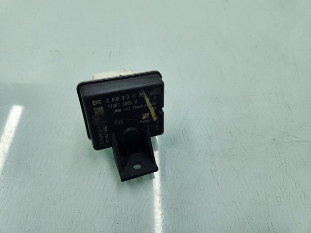 110679886R RENAULT Relé de los calentadores  en stock Córdoba