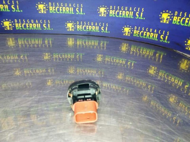 FORD 1107243 Botón de elevalunas delantero derecho  en stock Salamanca